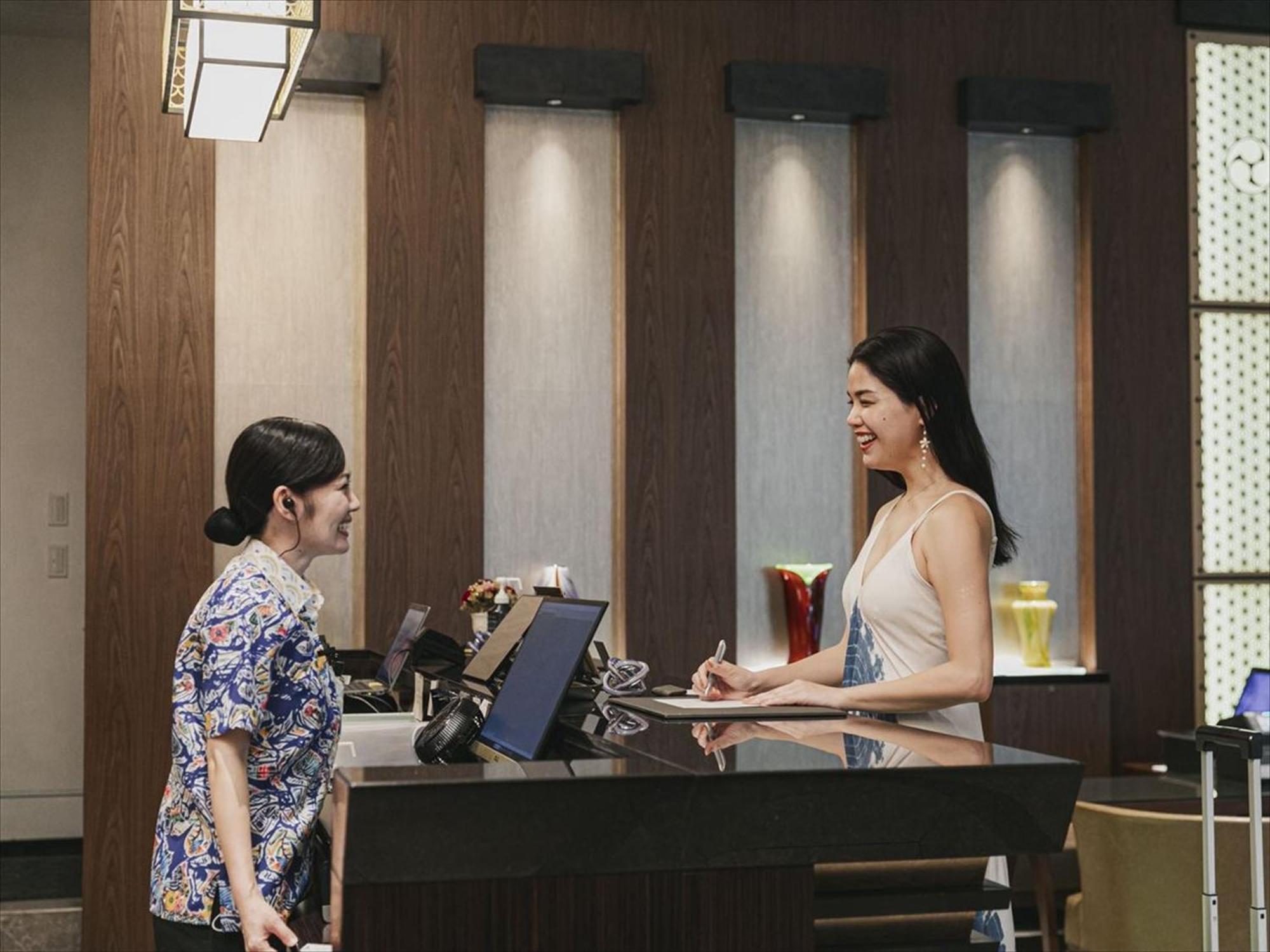 Okinawa Exes Naha Hotel Kültér fotó